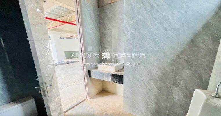 Nhà vệ sinh nhân viên QA4 Building An Khánh, TP Thủ Đức