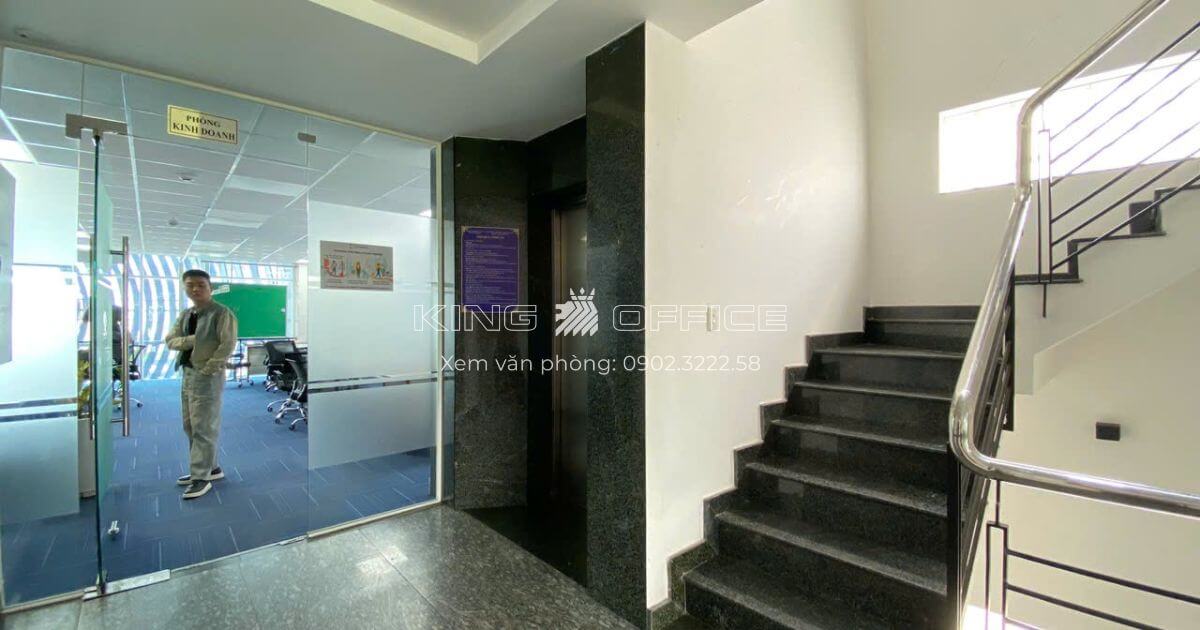 Lối đi tòa nhà TTM Buiding 134 Bạch Đằng